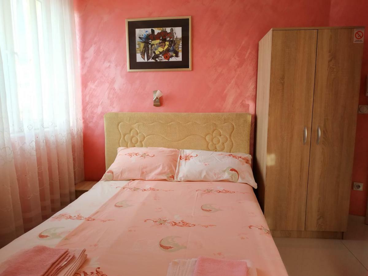 Apartmani Spasic Лесковац Екстериор снимка