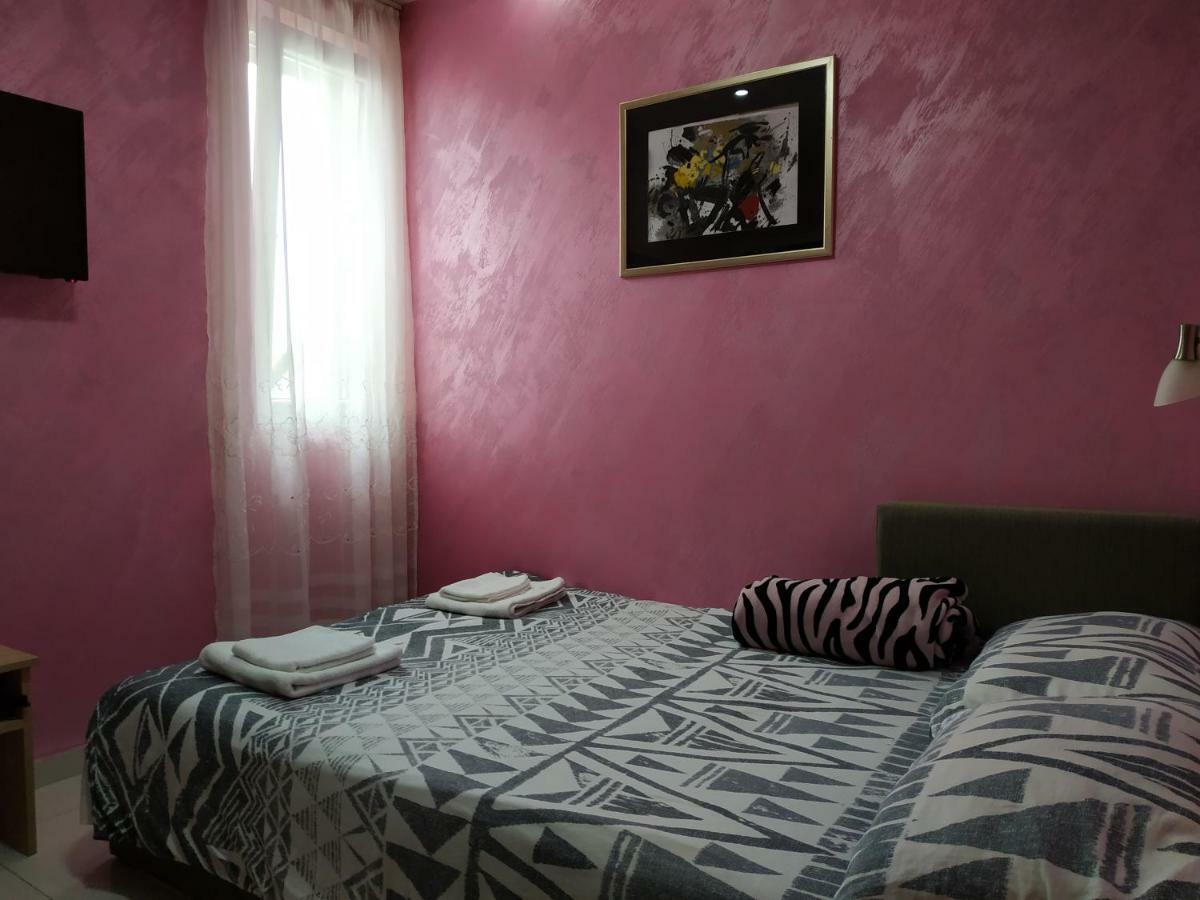Apartmani Spasic Лесковац Екстериор снимка
